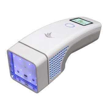 Phototherapy device with illuminated UVB LEDs